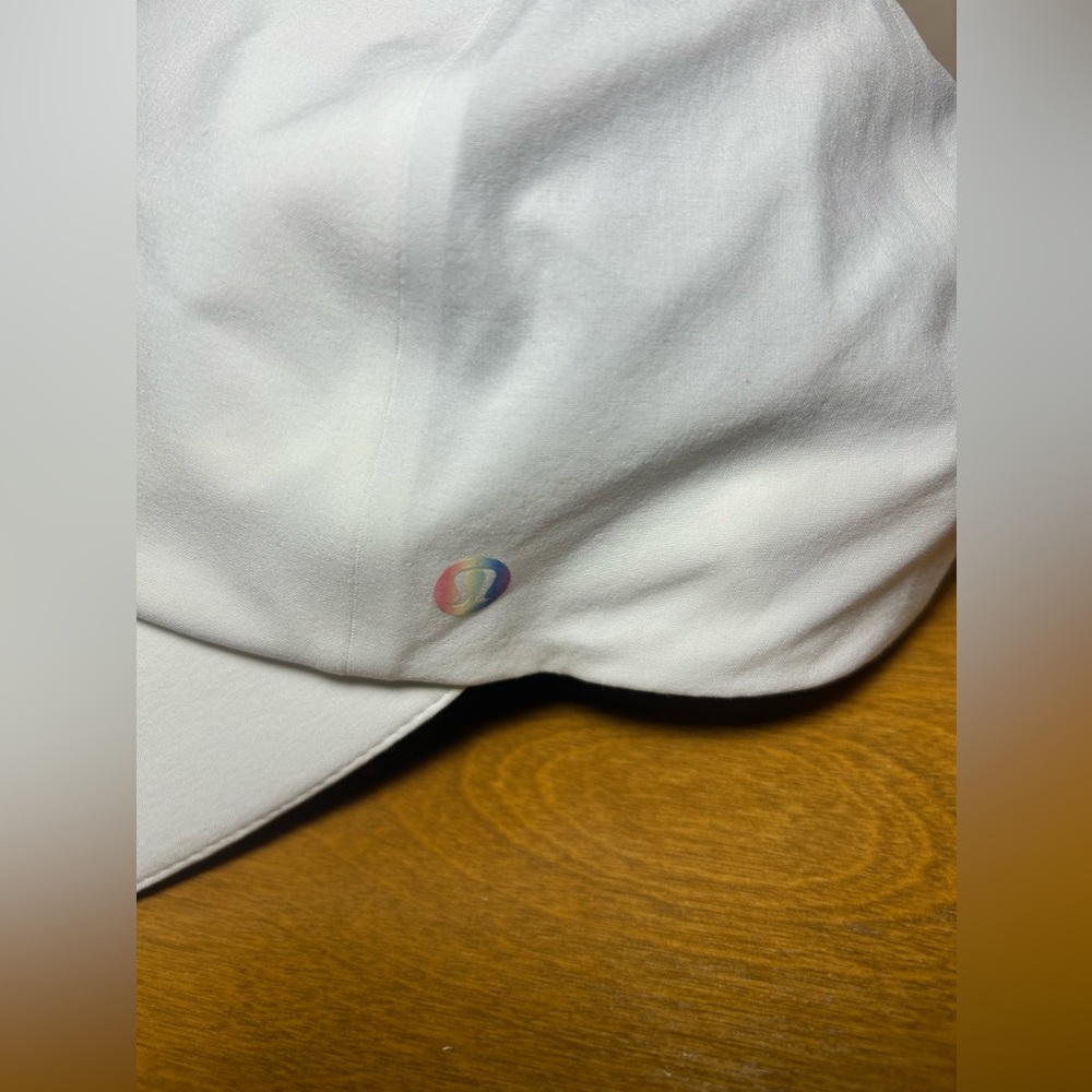 Lululemon Hat Cap Womens Strap Back White Running Jog Cycling Walk Pride Gym - Picture 4 of 14